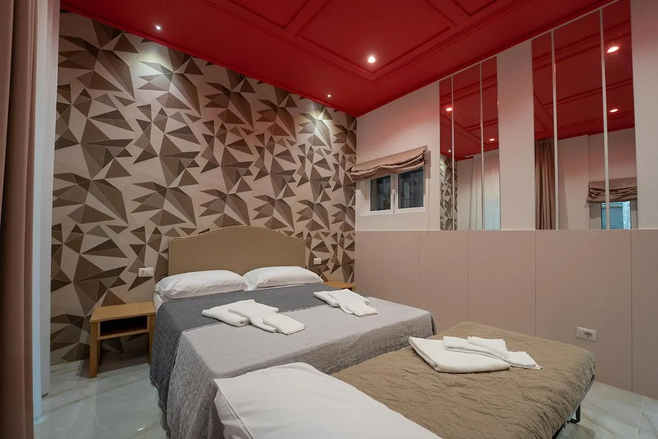 Hotel Hr Boutique Porto, Napoli Centro, By Clapa Group Italia